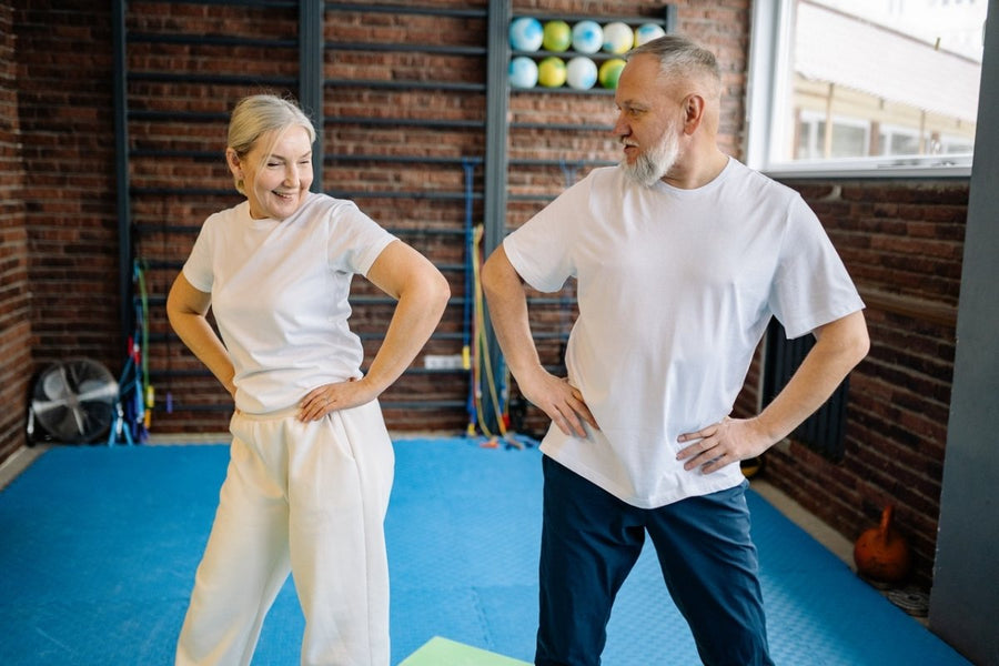 4 Easy Postural Exercises for Seniors
